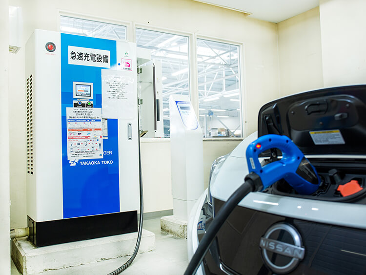 日産大阪販売株式会社 | 城東店 | 外観・内観写真